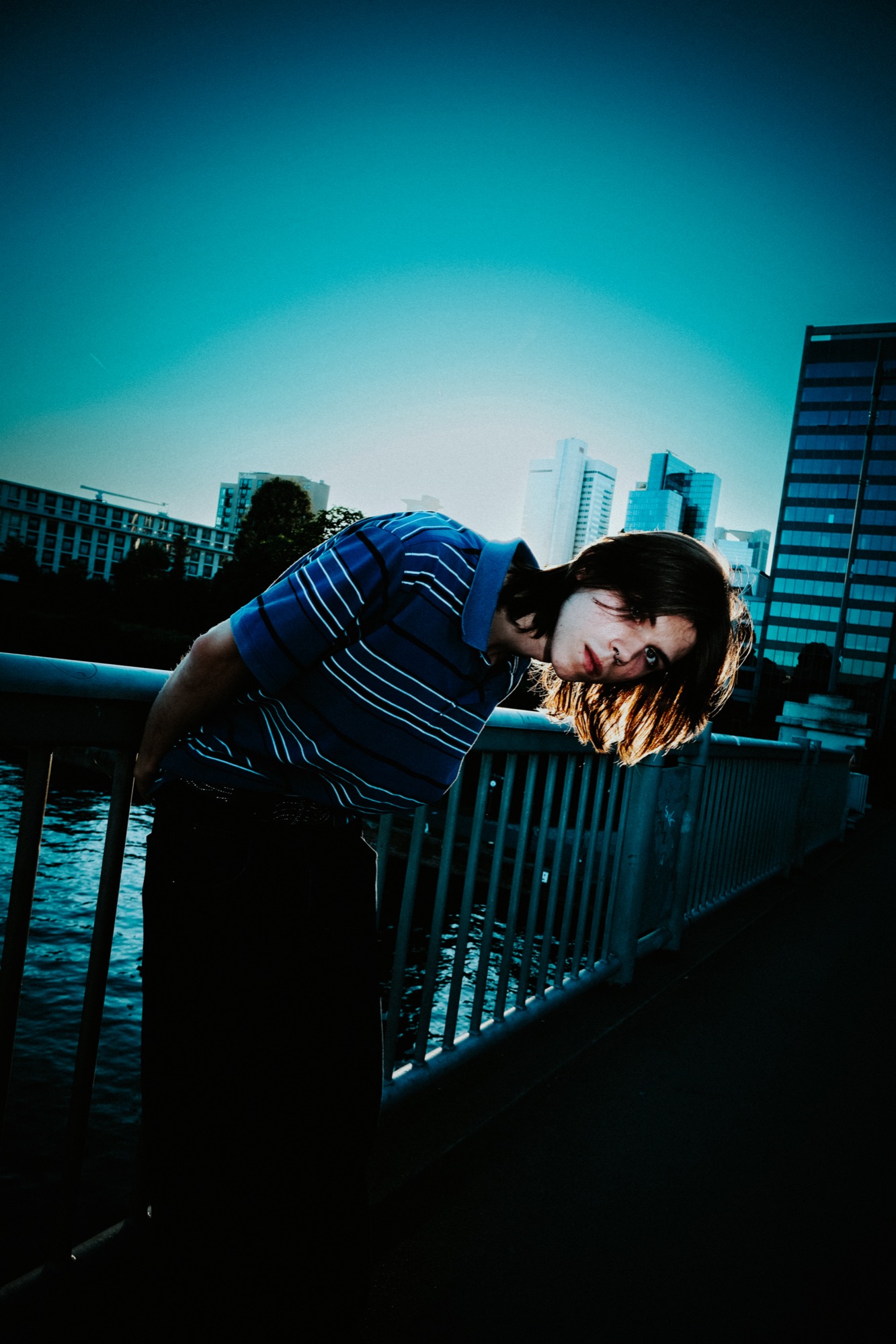 Editorial 6