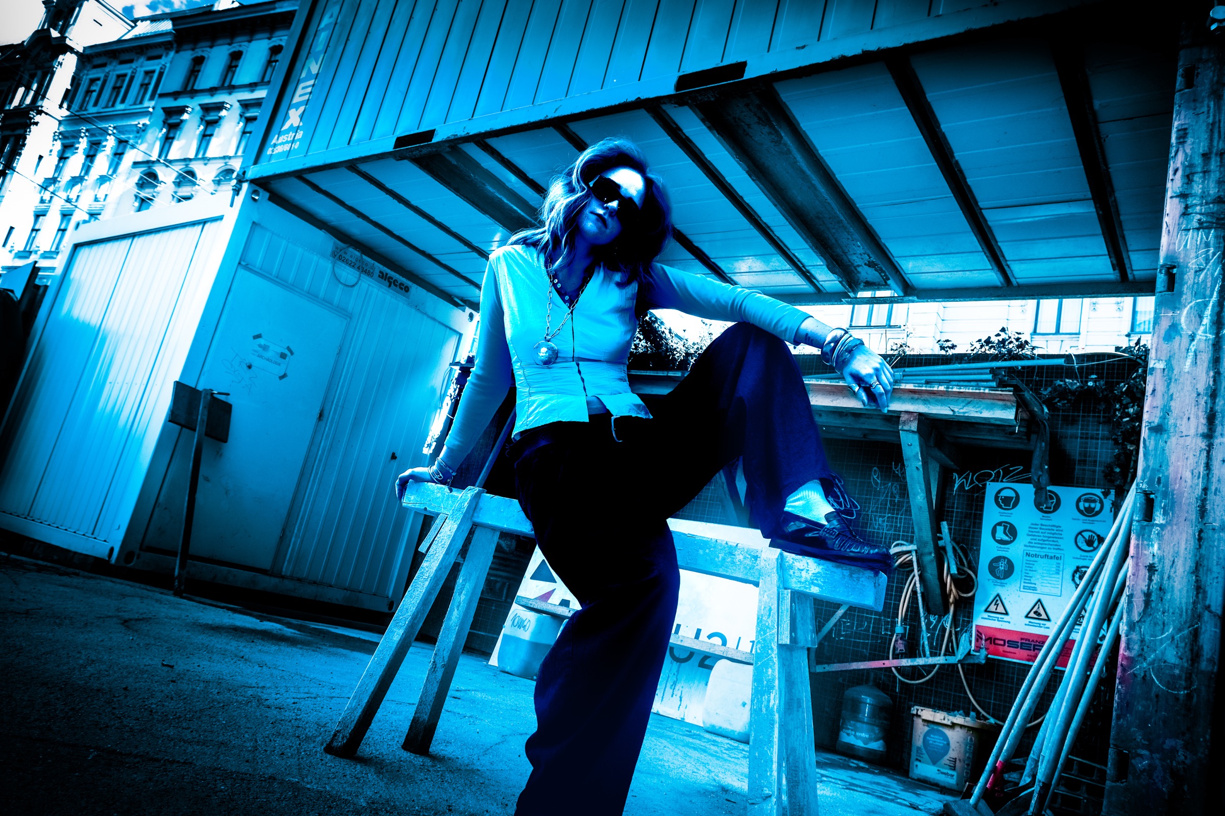 Editorial 5